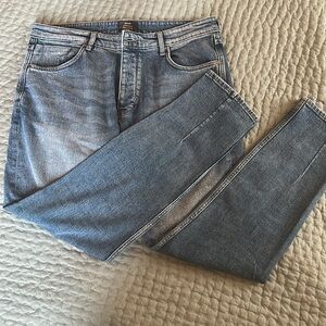 Neuw Denim Jeans. Ray Tapered